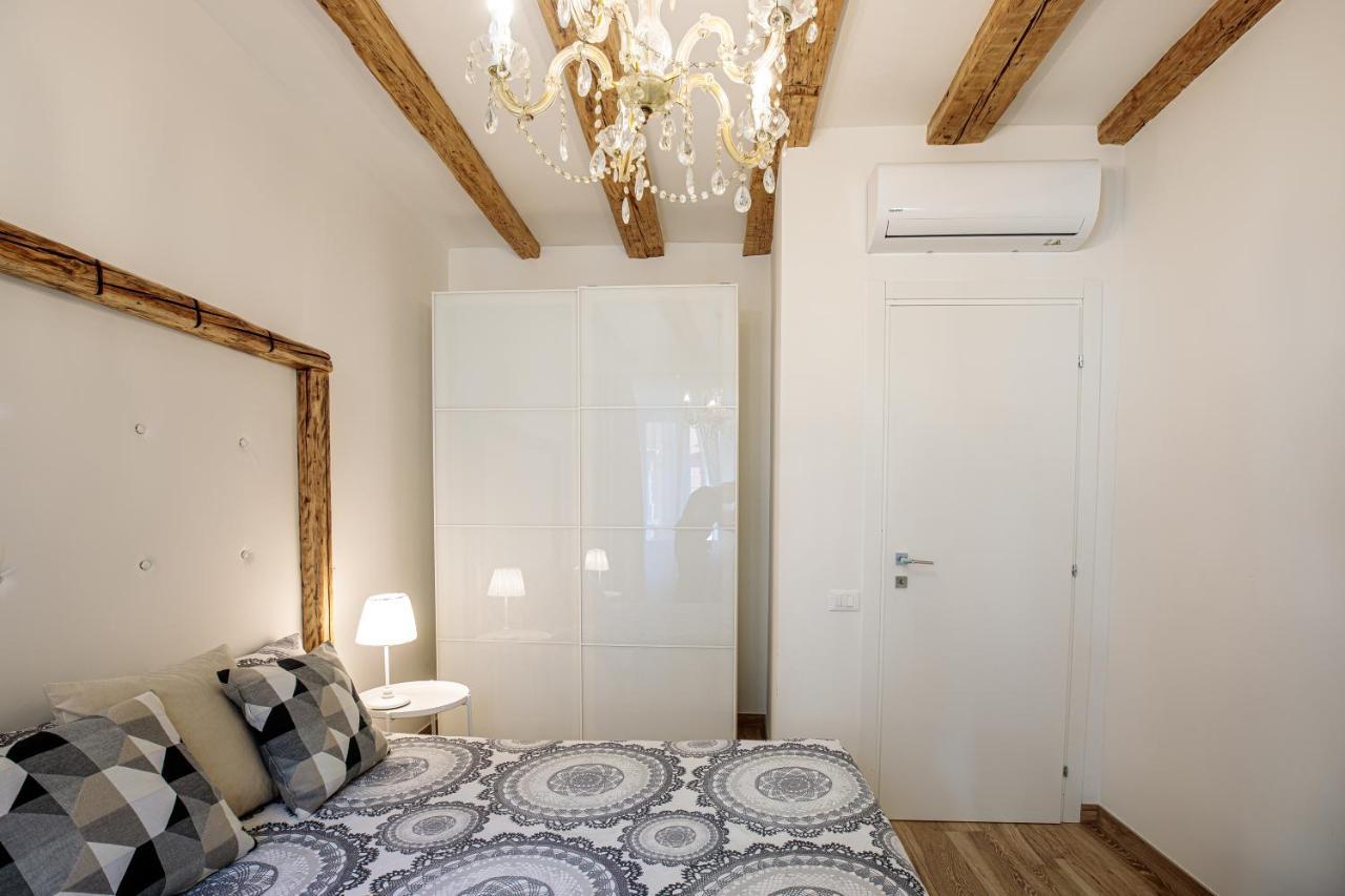 La Maison De Trieste Suite Garage מראה חיצוני תמונה