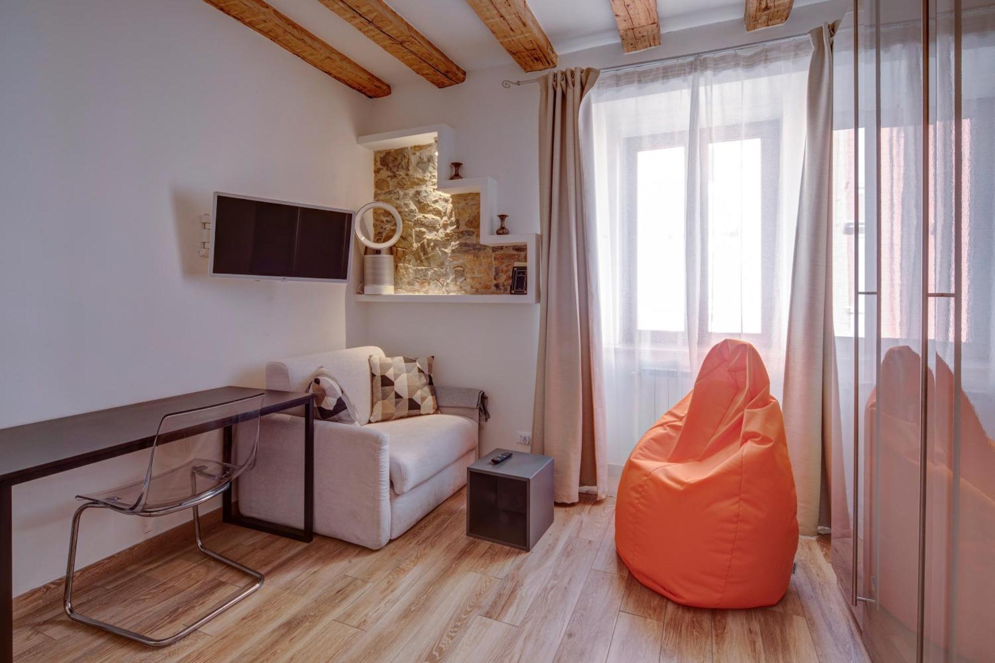 La Maison De Trieste Suite Garage מראה חיצוני תמונה